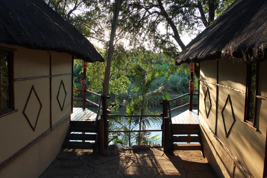 Klaserie River Safari Lodge 호에드스프뤼트 외부 사진